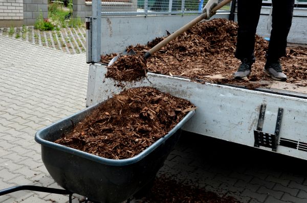 Cypress Mulch Delivery in Yonkers