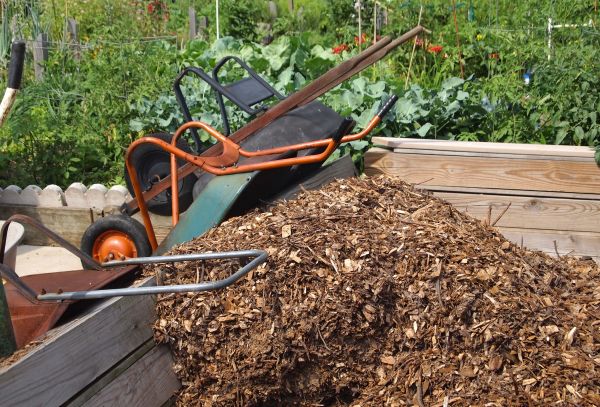 Large Quantity Mulch Delivery