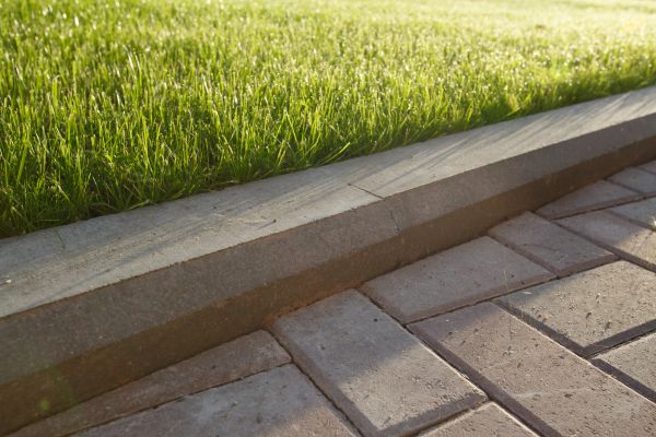 Lawn Edging Replacement in Yonkers